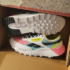 Reebok legacy running sneakers